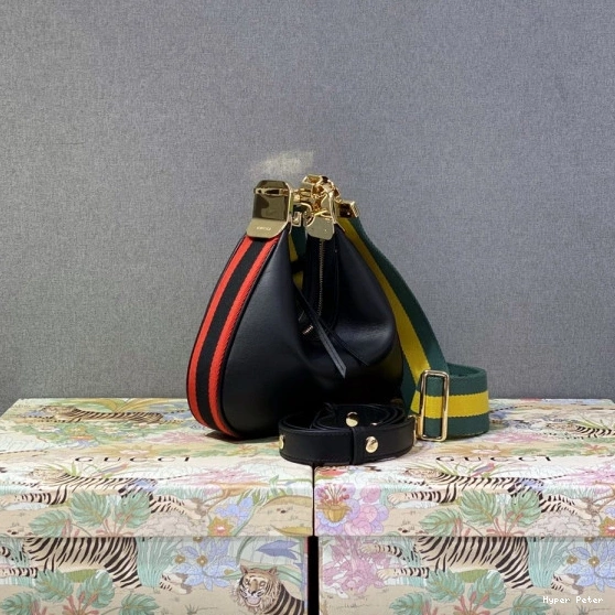 Hyperpeter bag small shoulder Attache GUCCI 0823